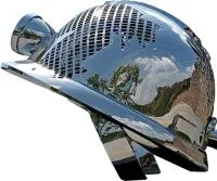 Каска скульптура абстрактная скульптура из нержавеющей стали на заказ — Щёлково